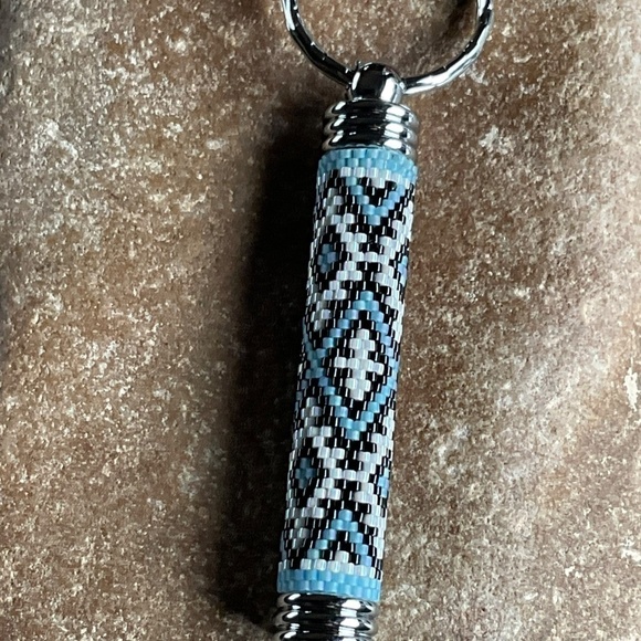Southwest Sky Blue and Black Beaded Compartment Keychain, New, Handmade by Me - Picture 4 of 9